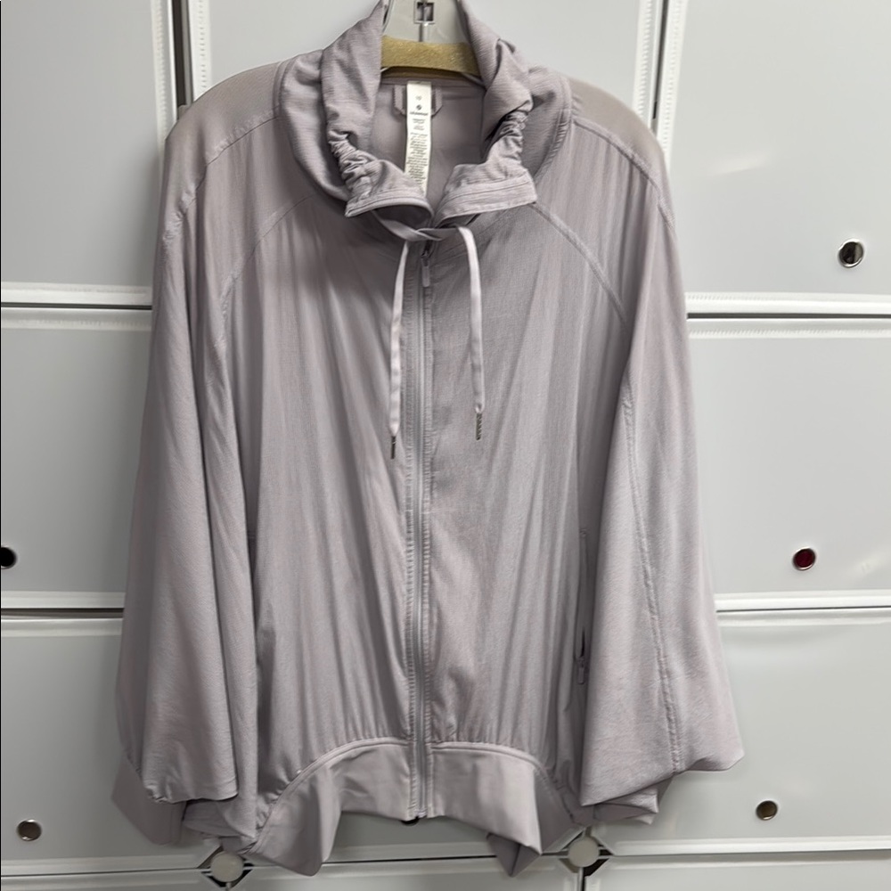 Lululemon Athletica Soft Gray Cape